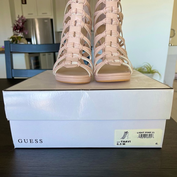 BRAND NEW Guess Taavi Caged Heel - Picture 6 of 6